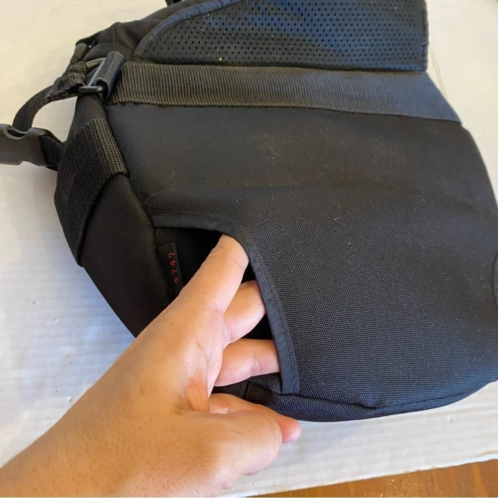 TAMRAC VELOCITY 7 PHOTO SLING PACK SLR CAMERA CASE BLACK BAG 5747